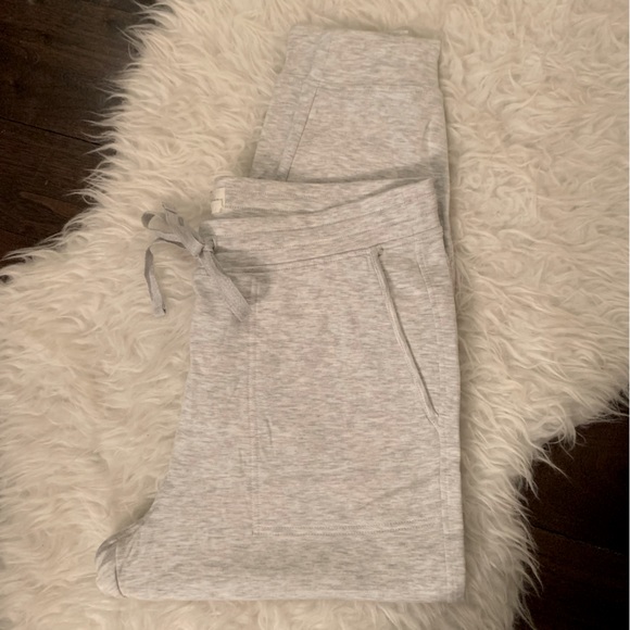 Lou & Grey Supersoft Plush gray fleece lounge pant / sweat pant NEW NWT Size L - Picture 10 of 12